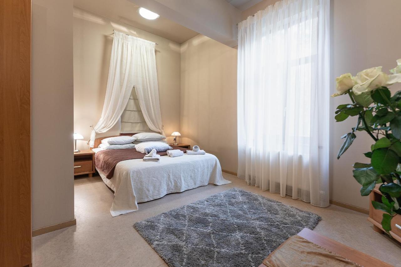 Room In Bb - Valensija - Suite For Two In Nice Hotel Jūrkalne Buitenkant foto